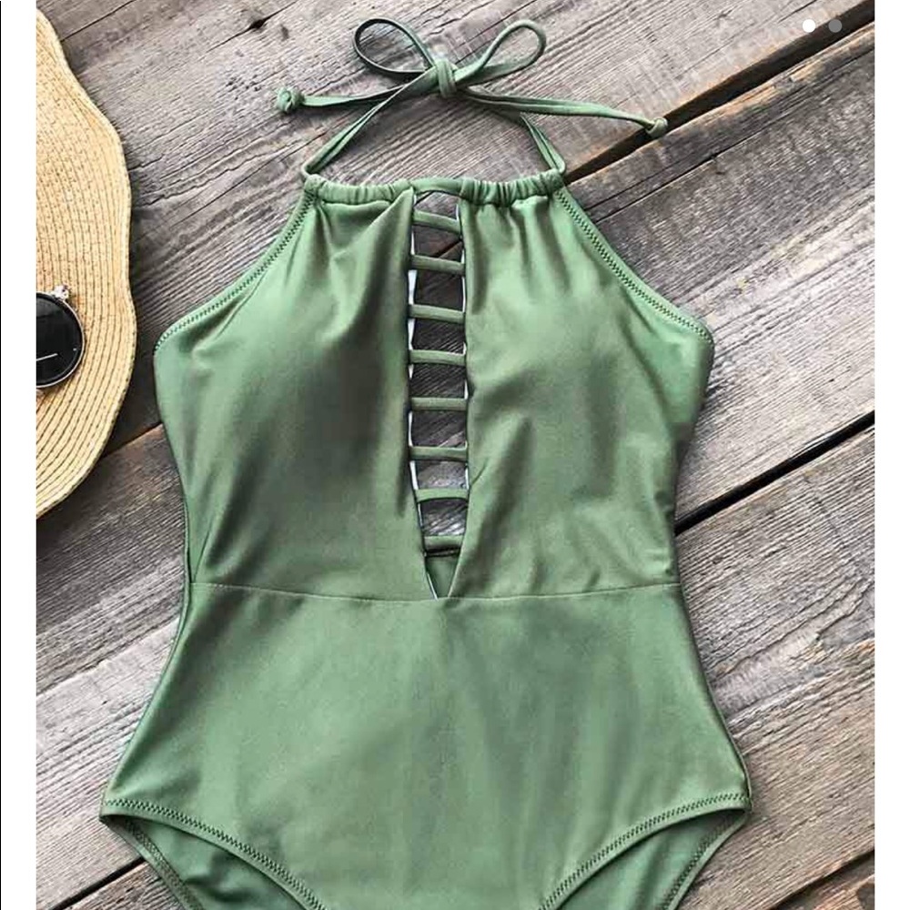Cupshe swimsuit